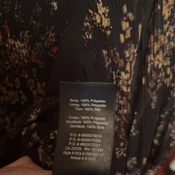 Brand new Aritzia Wilfred off the shoulder top - Picture 6 of 6